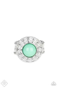 Treasure Chest Shimmer - Paparazzi - Green Ring