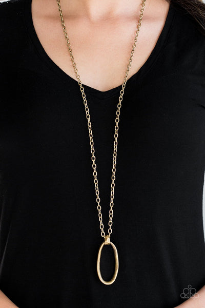 Grit Girl - Paparazzi - Brass Oval Pendant Necklace
