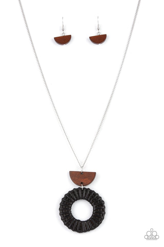 Homespun Stylist - Paparazzi - Black Wicker Wrapped Circle Brown Wood Pendant Necklace