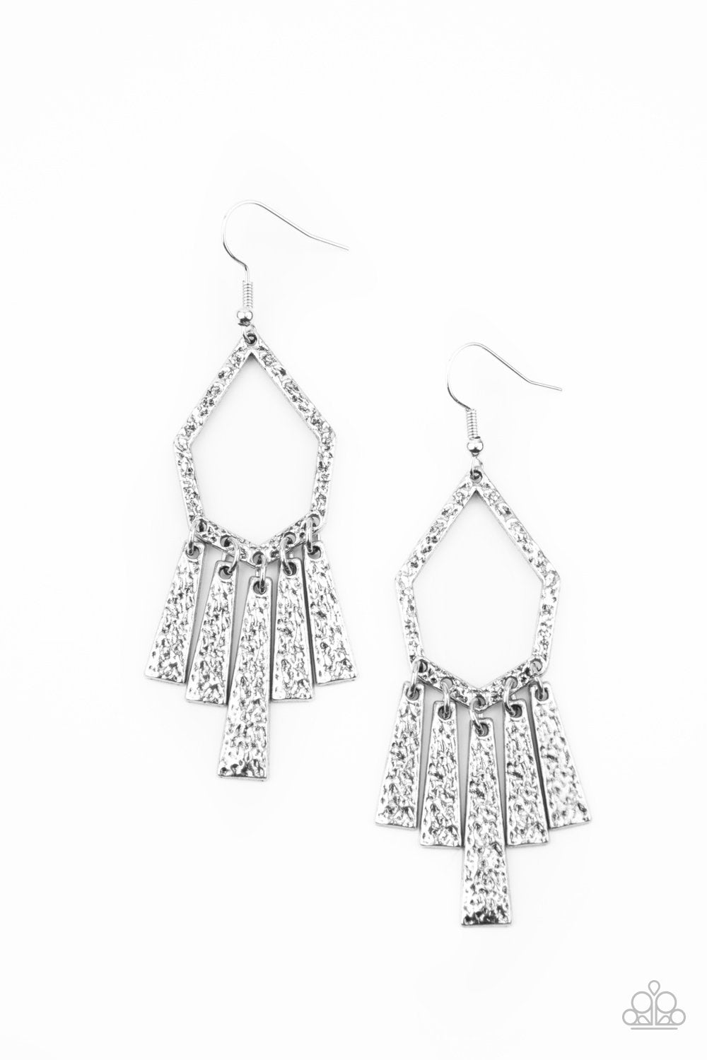 Museum Find - Paparazzi - Silver Hammered Geometric Earrings